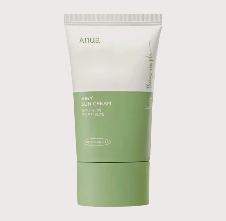 کرم ضد آفتاب بی رنگ آنوا SPF 50 مدل Airy محافظ UVA ،UVB و 50 PA+++، ضد حساسیت، مناسب انواع پوست معمولی و حساس حجم 50 میلیلیتر